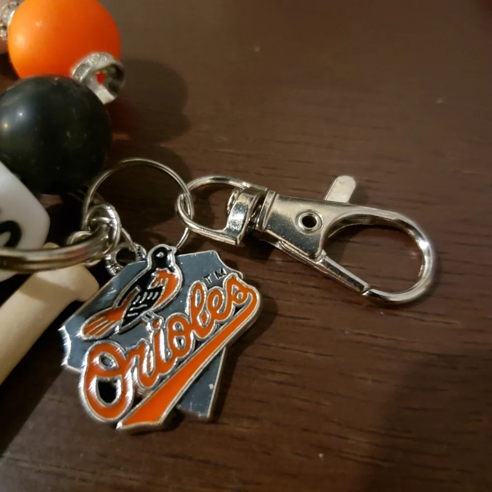 Handmade Orioles Beaded Silicone Focal Bead Wristlet Keychain Bracelet
